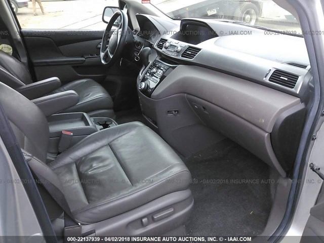 5FNRL5H62BB099333 - 2011 HONDA ODYSSEY EXL ვერცხლისფერი ფოტო 5