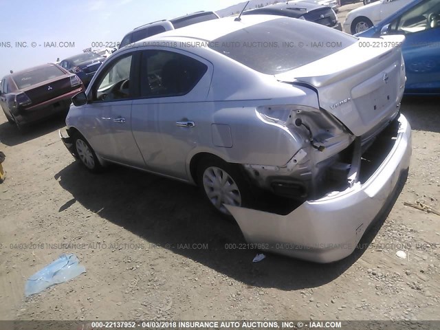 3N1CN7AP0FL810617 - 2015 NISSAN VERSA S/S PLUS/SV/SL SILVER photo 3