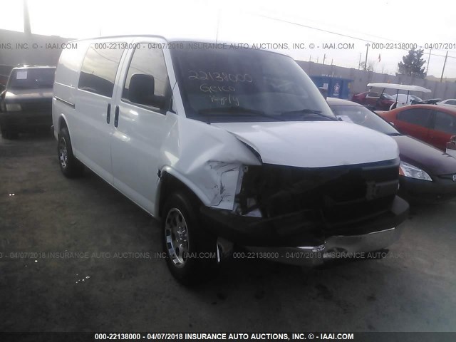 1GCUGADX5A1130278 - 2010 CHEVROLET EXPRESS G1500  WHITE photo 1