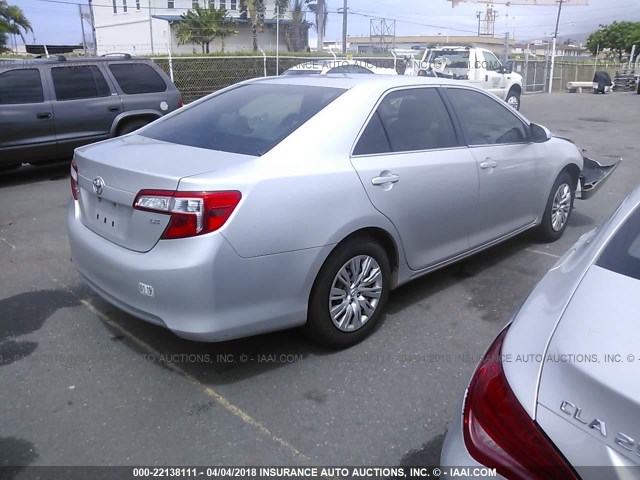 4T1BF1FK1CU005738 - 2012 TOYOTA CAMRY SE/LE/XLE SILVER photo 4