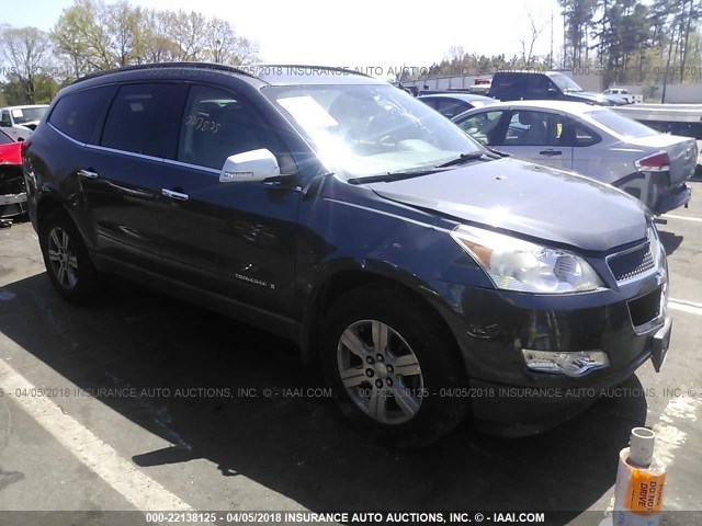 1GNLRFED0AS101151 - 2010 CHEVROLET TRAVERSE LT GRAY photo 1