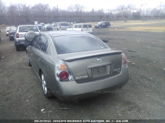 1N4BL11D62C198615 - 2002 NISSAN ALTIMA SE GRAY photo 3