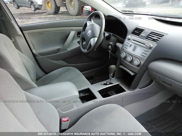 4T1BK46K69U088041 - 2009 TOYOTA CAMRY SE/LE/XLE წითელი ფოტო 5