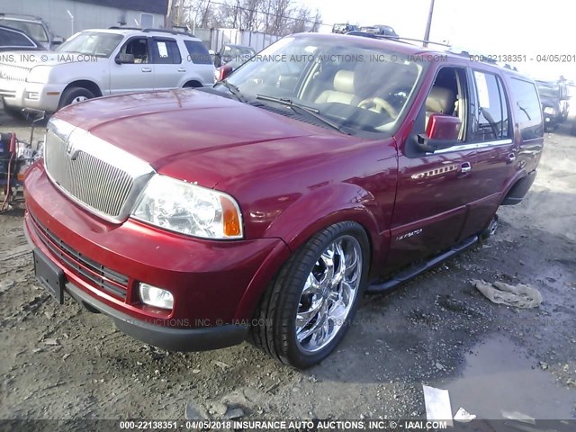 5LMFU28535LJ04927 - 2005 LINCOLN NAVIGATOR RED photo 2