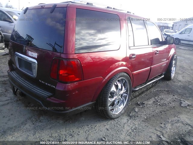 5LMFU28535LJ04927 - 2005 LINCOLN NAVIGATOR RED photo 4