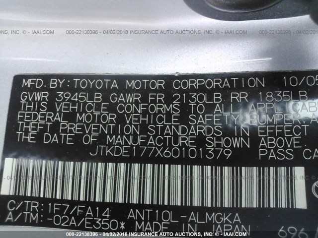 JTKDE177X60101379 - 2006 TOYOTA SCION TC 银色 照片 9