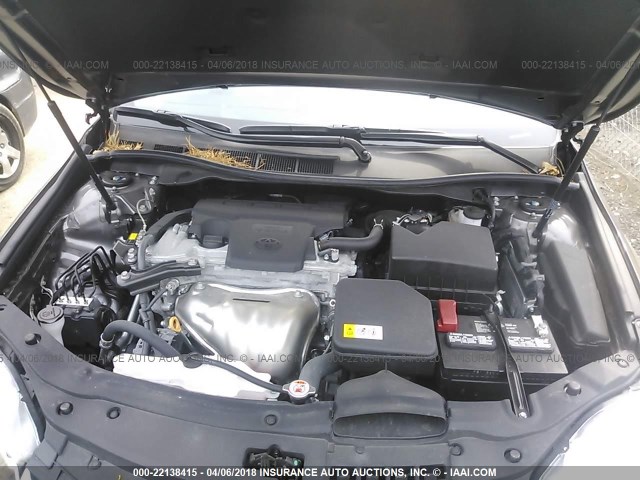 4T1BF1FK5HU445887 - 2017 TOYOTA CAMRY LE/XLE/SE/XSE GRAY photo 10