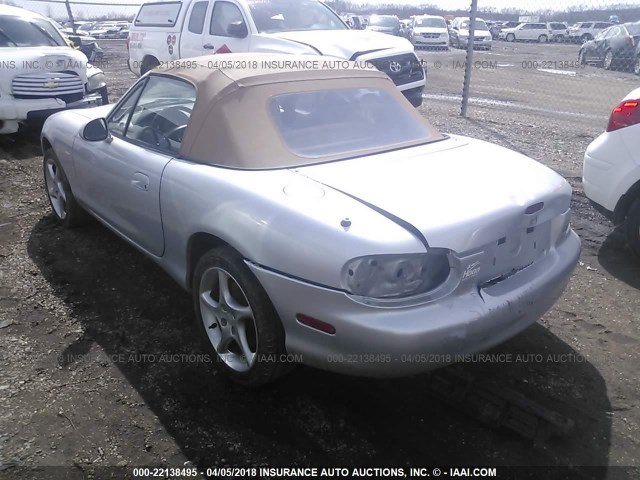 JM1NB353420221477 - 2002 MAZDA MX-5 MIATA LS SILVER photo 3