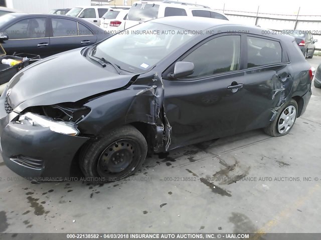 2T1KU40E29C120112 - 2009 TOYOTA COROLLA MATRIX  GRAY photo 6