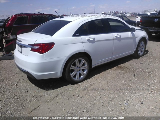 1C3CCBAB8DN669257 - 2013 CHRYSLER 200 LX WHITE photo 4