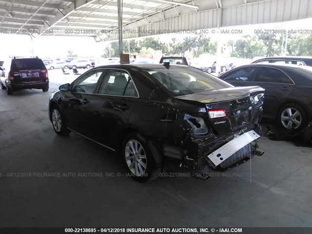 4T1BK1FK0DU526480 - 2013 TOYOTA CAMRY SE/XLE BLACK photo 3