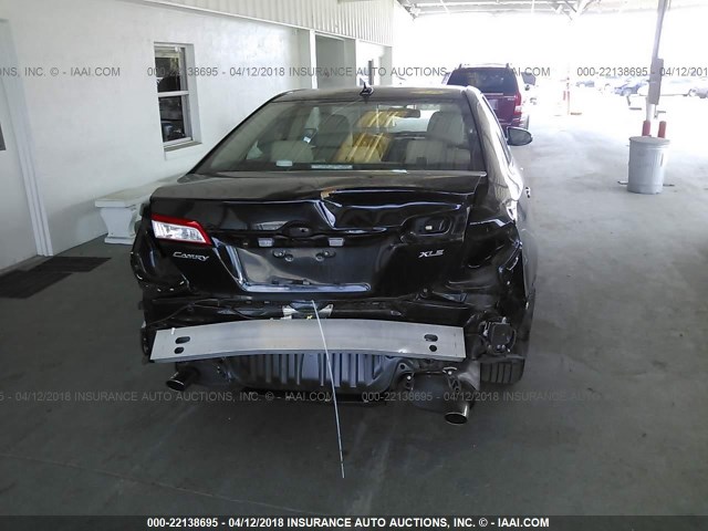 4T1BK1FK0DU526480 - 2013 TOYOTA CAMRY SE/XLE BLACK photo 6