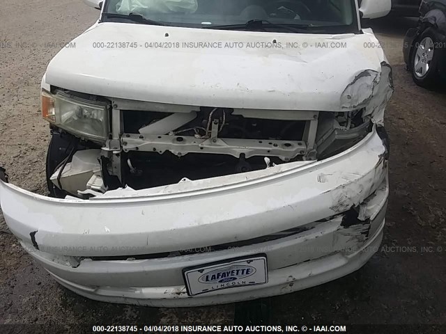 JTLKT324454027000 - 2005 TOYOTA SCION XB თეთრი ფოტო 6