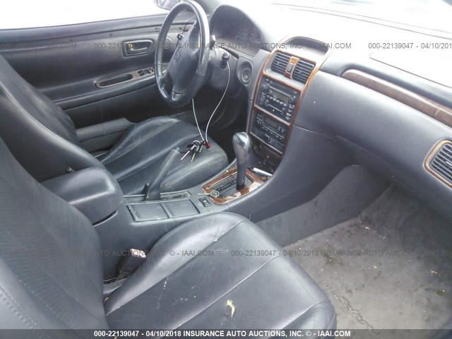 2T1CF22P71C537487 - 2001 TOYOTA CAMRY SOLARA SE/SLE ვერცხლისფერი ფოტო 5