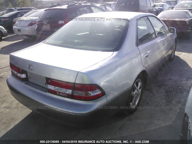 JT8BF28GX10311911 - 2001 LEXUS ES 300 SILVER photo 4