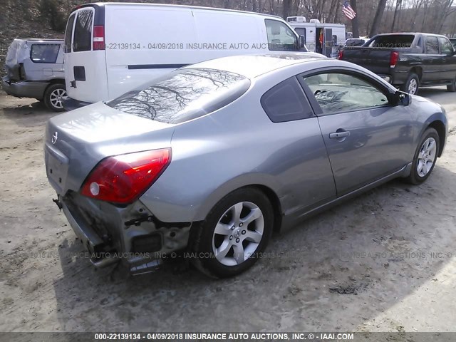 1N4AL24E28C253902 - 2008 NISSAN ALTIMA 2.5S GRAY photo 4