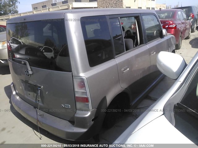 JTLKT324940134405 - 2004 TOYOTA SCION XB GRAY photo 4