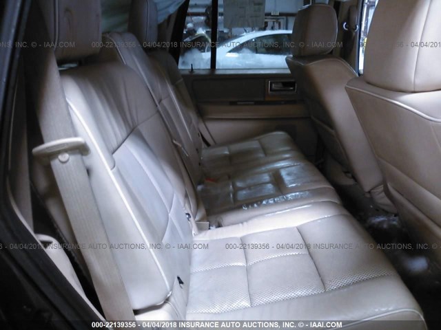 5LMFU28518LJ13825 - 2008 LINCOLN NAVIGATOR 黑色 照片 8