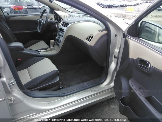 1G1ZB5E04CF298487 - 2012 CHEVROLET MALIBU LS 奶油色 照片 5