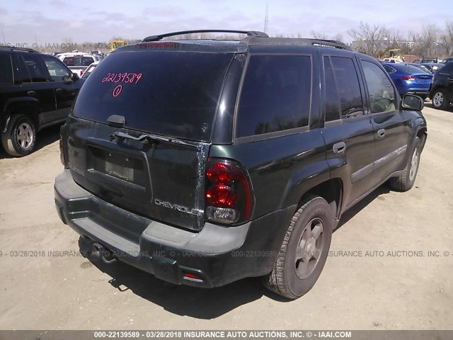 1GNDT13S942389816 - 2004 CHEVROLET TRAILBLAZER LS/LT GREEN photo 4