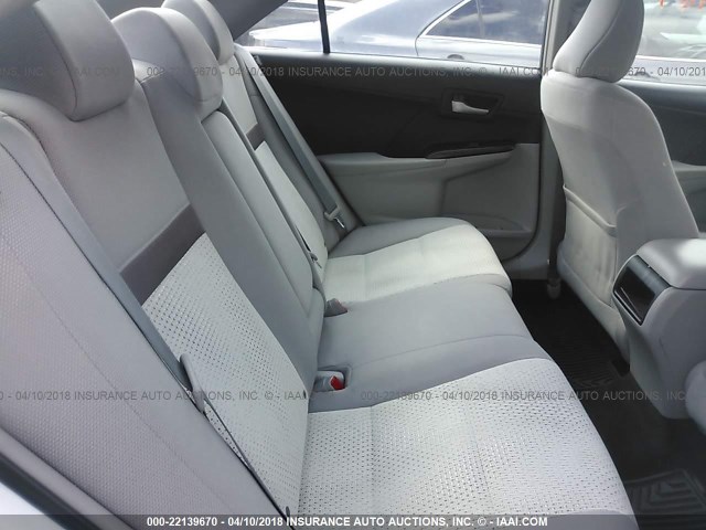 4T1BF1FK9DU233861 - 2013 TOYOTA CAMRY L/SE/LE/XLE WHITE photo 8
