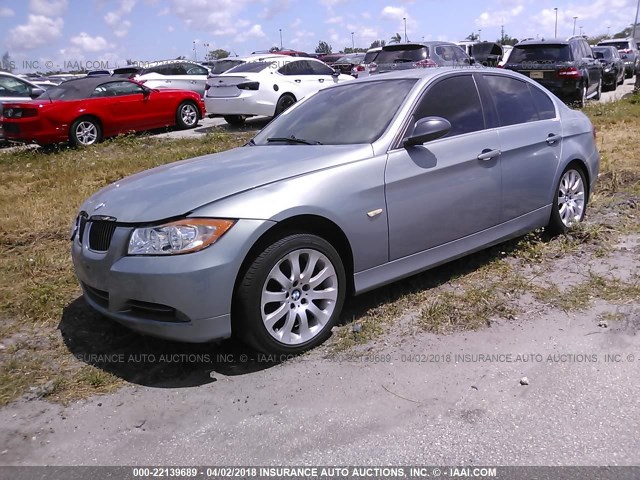 WBAVB33556KR81719 - 2006 BMW 330 I Light Blue photo 2