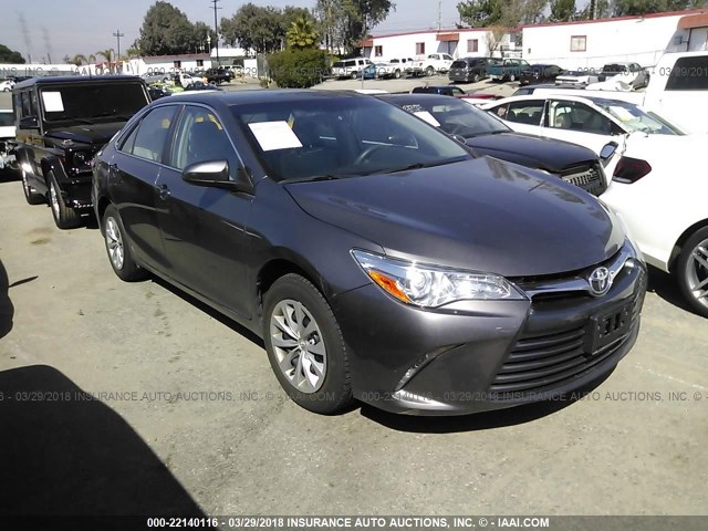 4T4BF1FK6GR571437 - 2016 TOYOTA CAMRY LE/XLE/SE/XSE GRAY photo 1