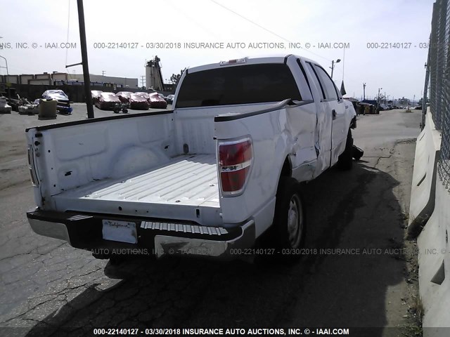 1FTEX1CM2EKE32817 - 2014 FORD F150 SUPER CAB WHITE photo 4