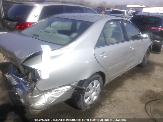 4T1BE32K14U835934 - 2004 TOYOTA CAMRY LE/XLE/SE SILVER photo 4