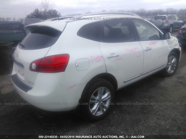 JN8AS5MVXDW625448 - 2013 NISSAN ROGUE S/SV WHITE photo 4