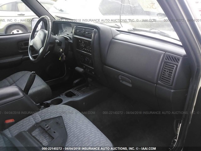 1J4FF68S8XL588377 - 1999 JEEP CHEROKEE SPORT/CLASSIC Biały zdjęcie 5