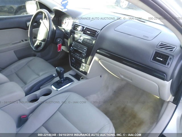 3FAHP08Z68R124809 - 2008 FORD FUSION SEL BEIGE photo 5