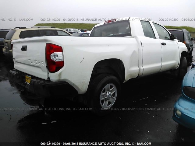 5TFUM5F18JX074603 - 2018 TOYOTA TUNDRA DOUBLE CAB SR/SR5 WHITE photo 4