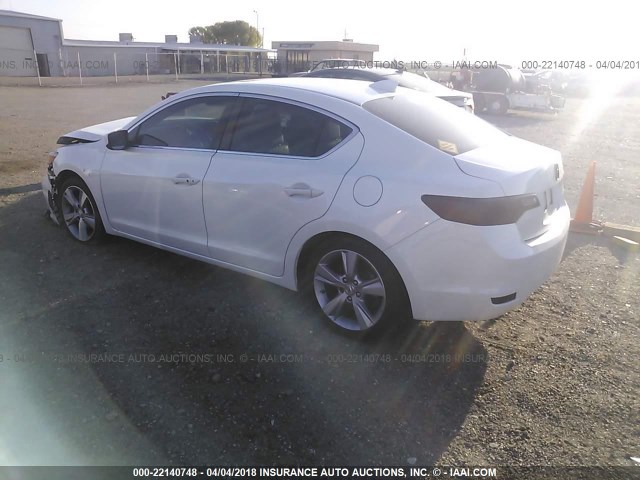 19VDE1F74FE002730 - 2015 ACURA ILX 20 TECH WHITE photo 3