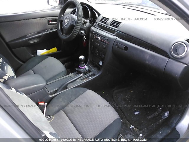 JM1BK12G861485090 - 2006 MAZDA 3 I SILVER photo 5