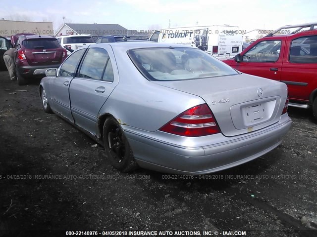 WDBNG70J3YA070356 - 2000 MERCEDES-BENZ S 430 SILVER photo 3