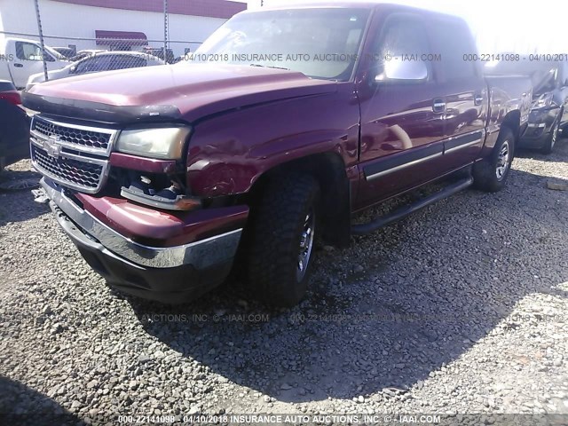 2GCEK13V971158770 - 2007 CHEVROLET SILVERADO K1500 CLASSIC CREW CAB MAROON photo 2