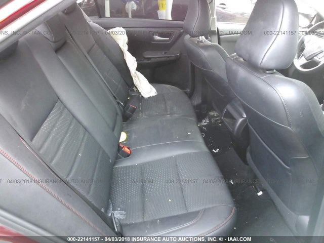 4T1BF1FK4FU977287 - 2015 TOYOTA CAMRY LE/XLE/SE/XSE Bordeaux Foto 8