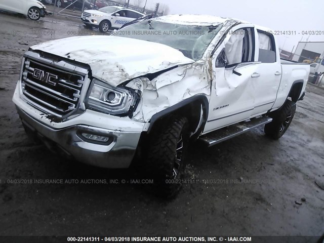 3GTU2NEC0JG160081 - 2018 GMC SIERRA K1500 SLT WHITE photo 2