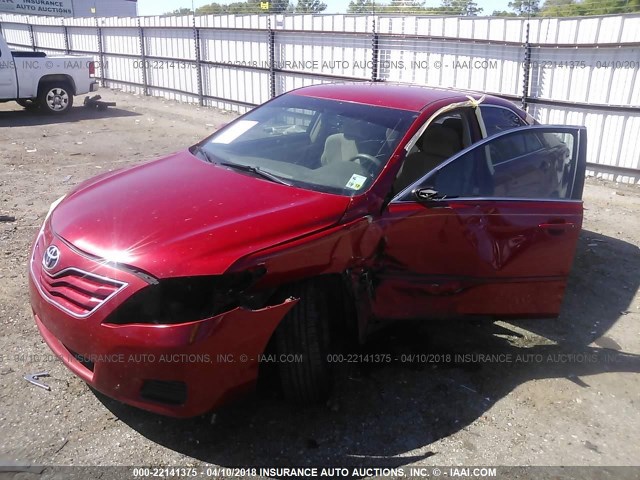 4T1BK3EK9BU118117 - 2011 TOYOTA CAMRY SE/LE/XLE BURGUNDY photo 2