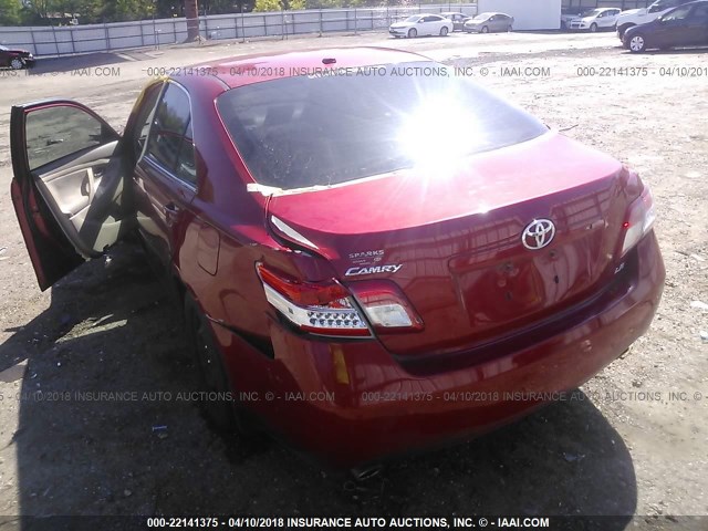 4T1BK3EK9BU118117 - 2011 TOYOTA CAMRY SE/LE/XLE BURGUNDY photo 3