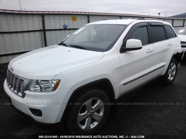 1C4RJFAG1DC650706 - 2013 JEEP GRAND CHEROKEE LAREDO WHITE photo 2