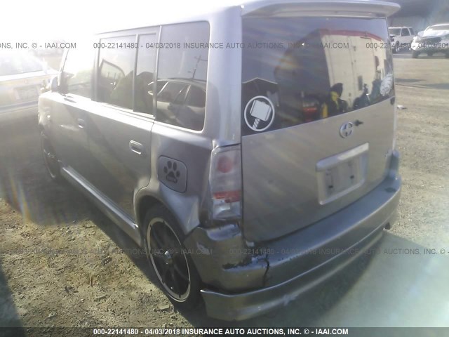 JTLKT324X40141394 - 2004 TOYOTA SCION XB SILVER photo 3
