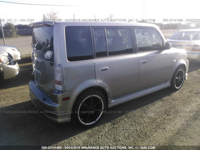 JTLKT324X40141394 - 2004 TOYOTA SCION XB SILVER photo 4