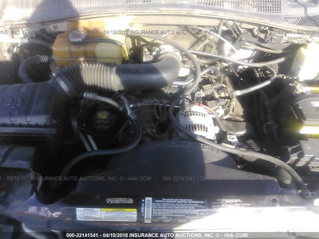 1J4GL48K04W156572 - 2004 JEEP LIBERTY SPORT 银色 照片 10