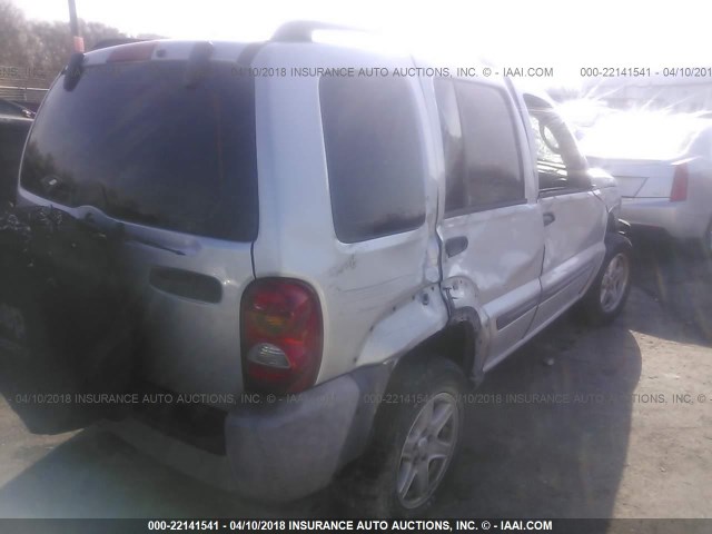 1J4GL48K04W156572 - 2004 JEEP LIBERTY SPORT 银色 照片 4