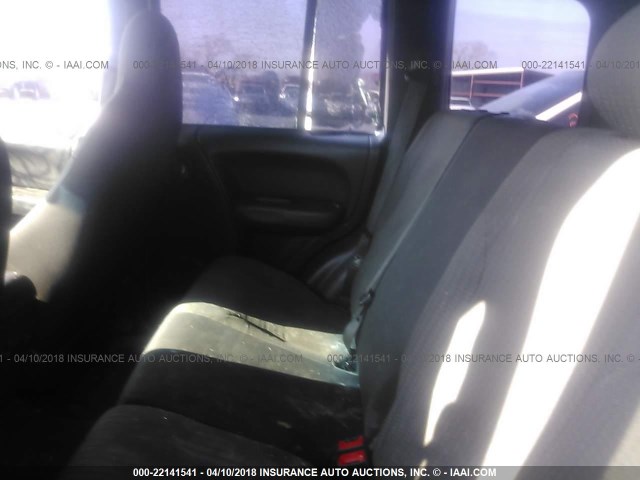 1J4GL48K04W156572 - 2004 JEEP LIBERTY SPORT 银色 照片 8