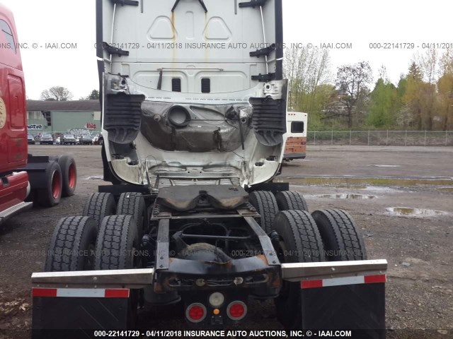 3AKJGLD51ESFR6006 - 2014 FREIGHTLINER CASCADIA 125  WHITE photo 8