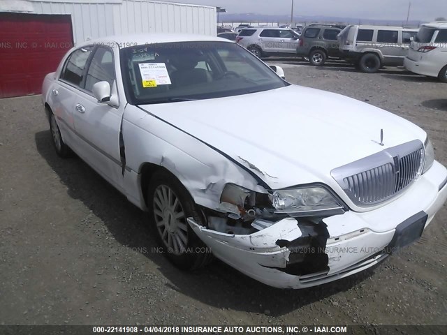 1LNHM81W04Y610279 - 2004 LINCOLN TOWN CAR EXECUTIVE/SIGNATURE Beyaz fotoğraf 6