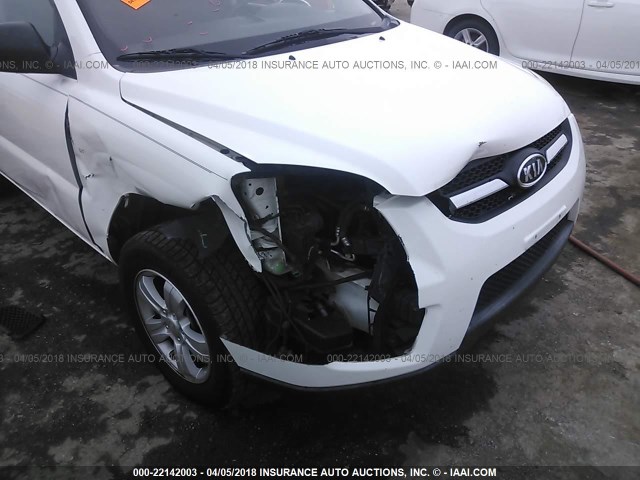 KNDJF724097564831 - 2009 KIA SPORTAGE LX WHITE photo 6